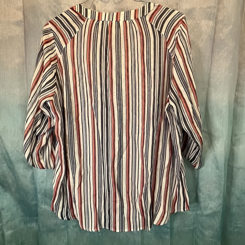 Women's CJ‎ Banks red-white-blue Striped 3/4 Sleeve Veck Button Tunic Top 1X - Picture 2 of 6